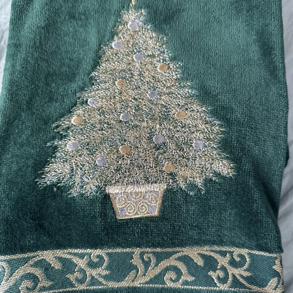 Emerald Green Vintage Velvet Touch Gold Tree Detail Decorative 5pc Towel Set